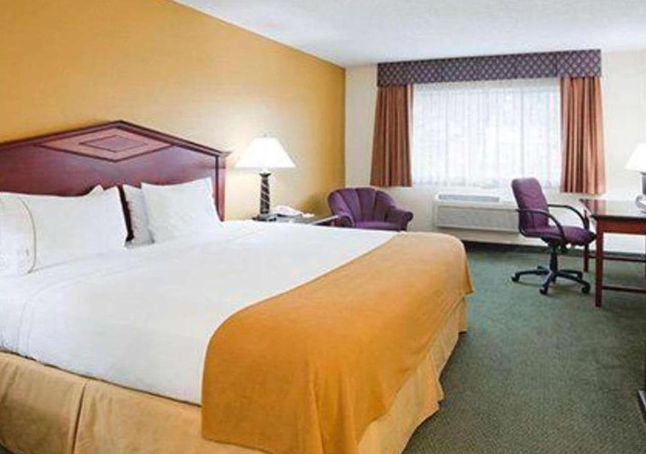 Norwood Inn & Suites Eagan St Paul & Mall Of America Exteriör bild