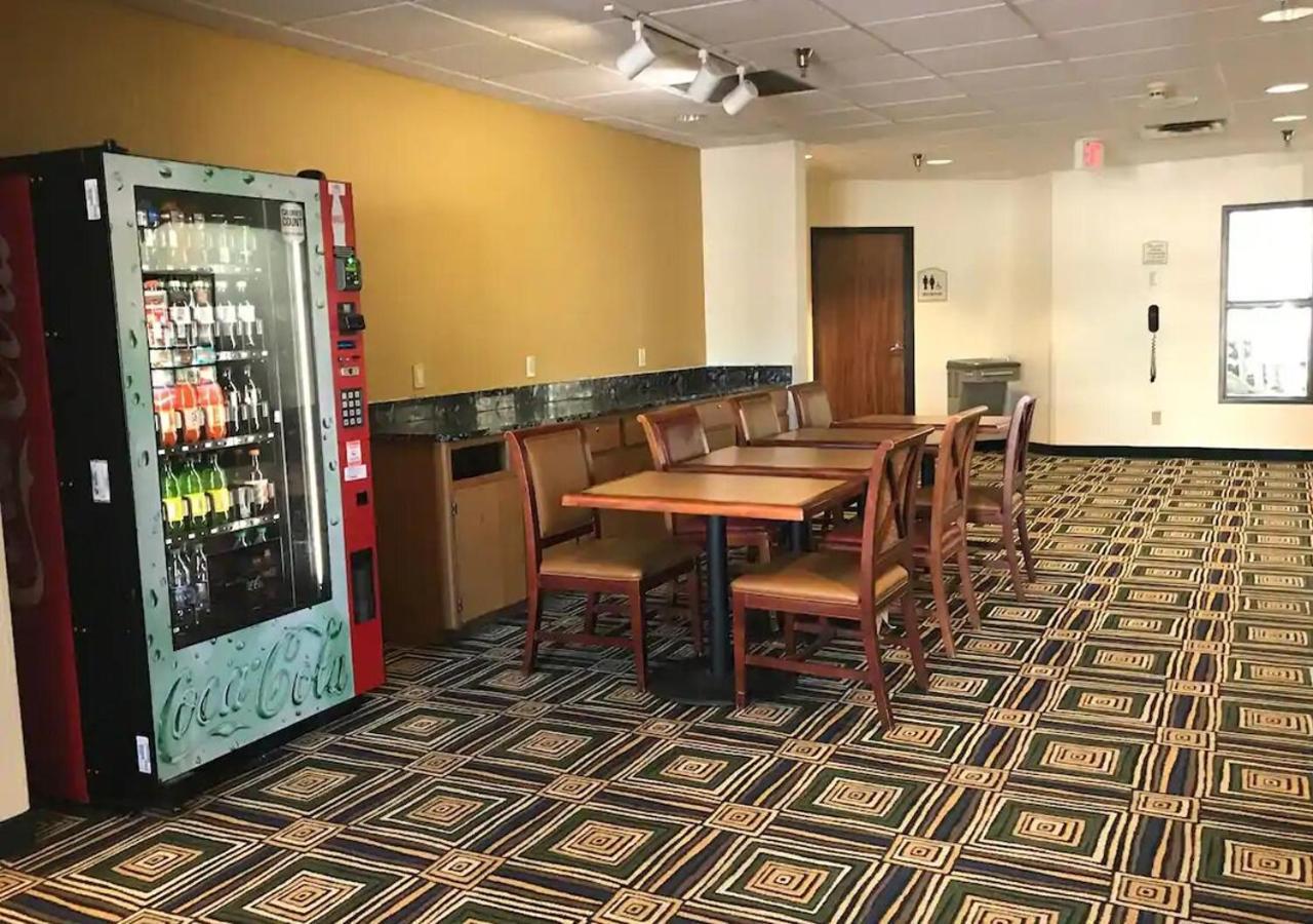 Norwood Inn & Suites Eagan St Paul & Mall Of America Exteriör bild