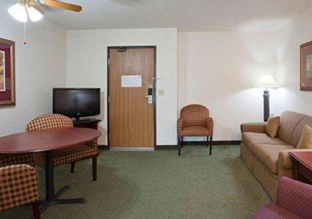 Norwood Inn & Suites Eagan St Paul & Mall Of America Exteriör bild